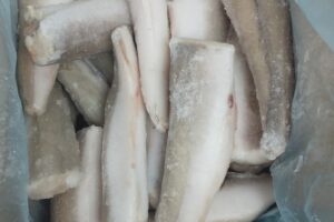 morszczuk tusza 150-300g mrożony Argentyna